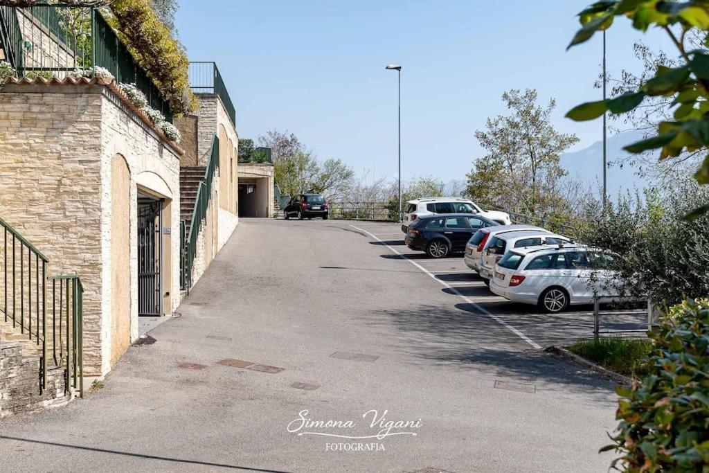Il Giardino Di Laura Apartman Costa Volpino Kültér fotó