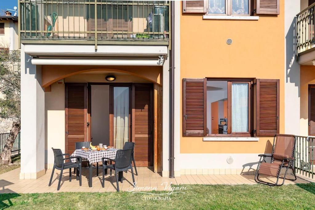 Il Giardino Di Laura Apartman Costa Volpino Kültér fotó